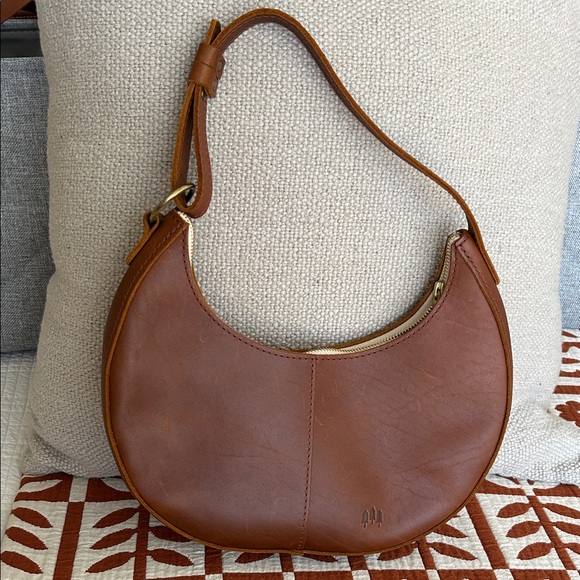 Portland Leather Handbags - Portland Leather Nora Shoulder Bag Classic